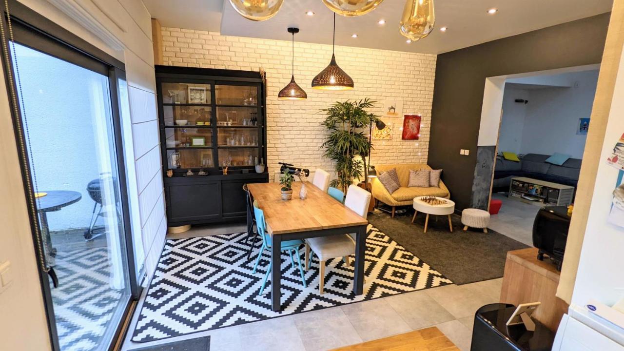 Chambres D'Hotes "Les Trois Loupiots" Шантлуп-ан-Бри Экстерьер фото